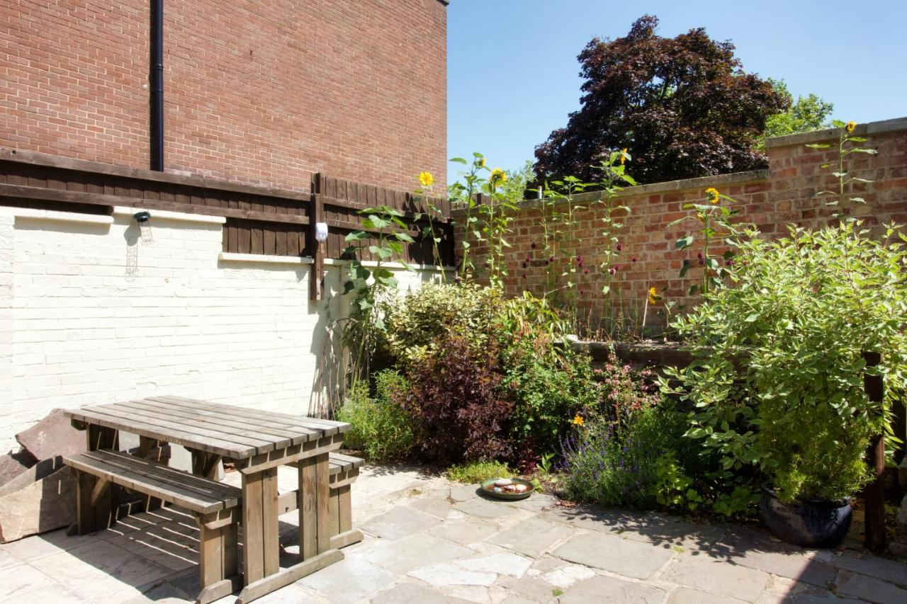 Green Parrot House Bed and Breakfast Devizes Εξωτερικό φωτογραφία